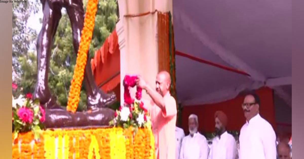 UP CM Yogi Adityanath pays floral tributes to Mahatma Gandhi, Lal Bahadur Shastri on birth anniversary